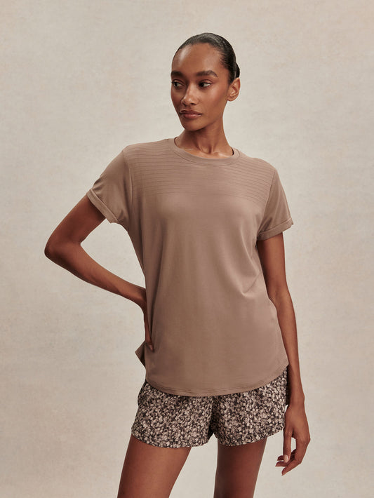 Varley Saskia Seamless Longline Tee - Pine Bark